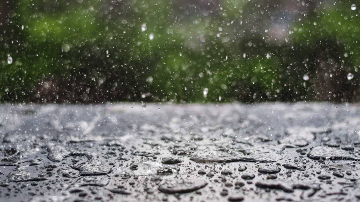 Instituti Hidrometeorologjik: U shënuan reshje në gjithë vendin, Komorani kryeson me 15 mm shi
