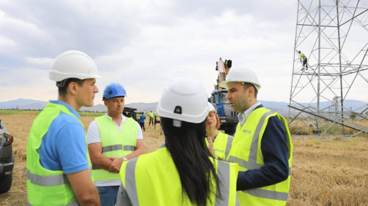 Interkoneksioni 400 kV drejt vënies në funksion, Maqedonia dhe Shqipëria afrohen në rrjetin energjetik