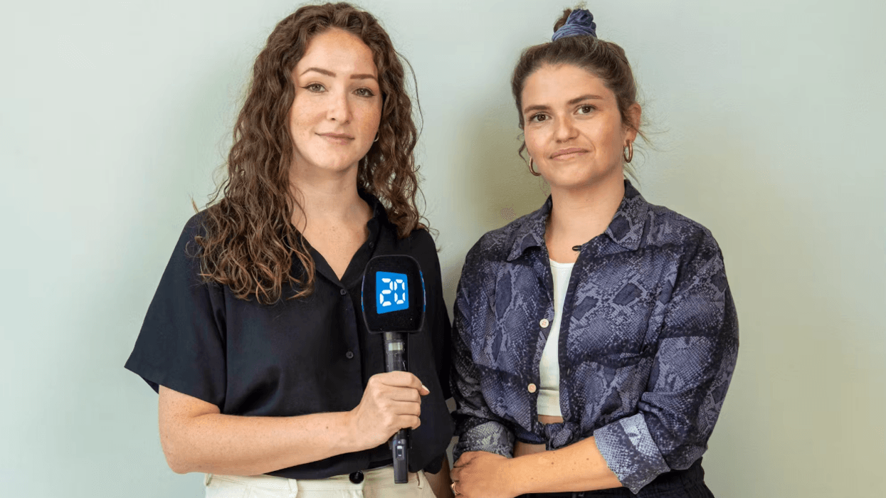 “Nuk po na lënë të paguajmë”, gazetaret zvicerane të "20 Minuten" mahniten nga bujaria në Kosovë