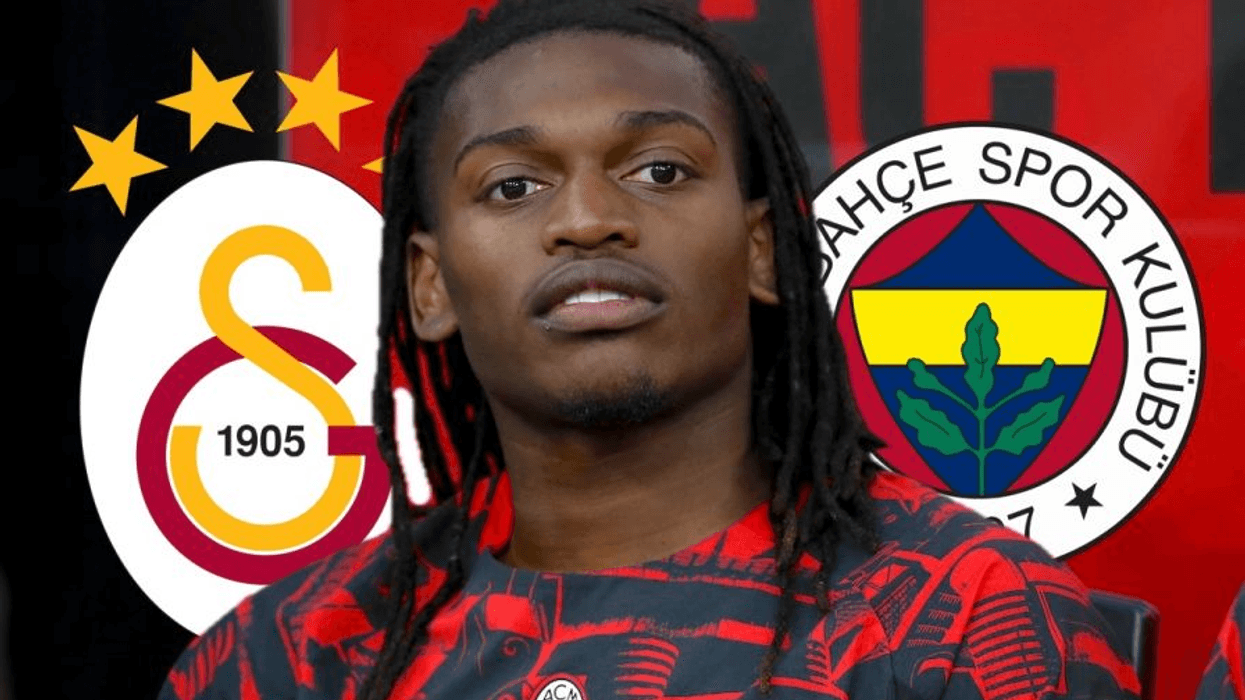 Fenerbahçe negocion me Milanin për Leaon, por 50 milionë euro dhe Liga e Kampionëve vendosin gjithçka