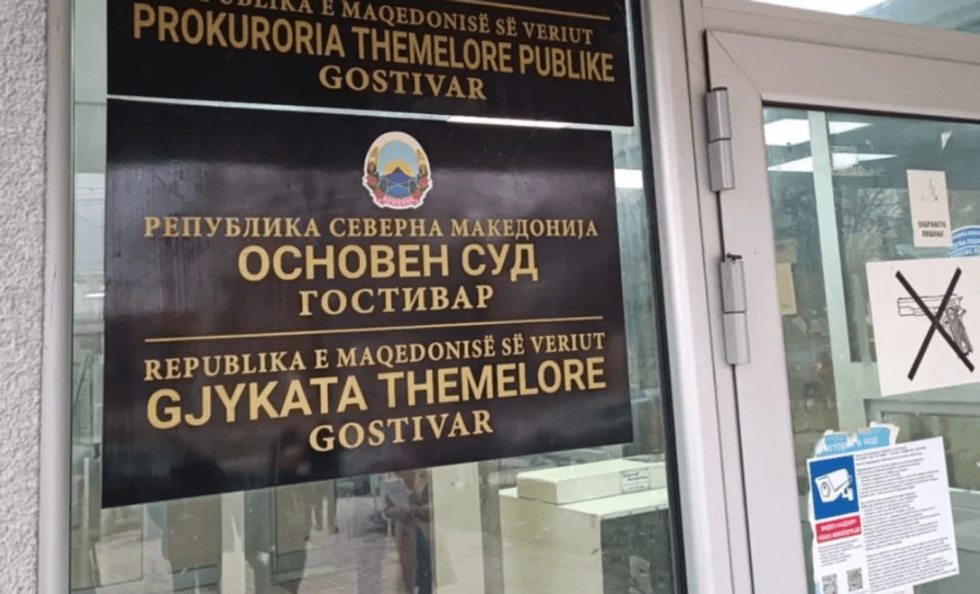 Ish-zyrtari i policisë dënohet me pesë vite burg për grabitjen e arit në Gostivar