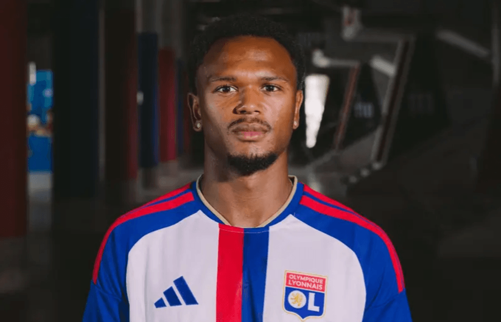 Zyrtare: Juventusi huazon Opendan te Lyon
