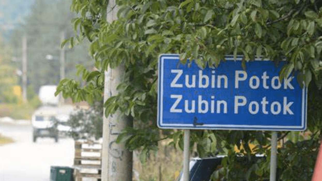 Policia nis hetimet për terrorizëm pas mesazheve në Zubin-Potok Policia nis hetimet për terrorizëm pas mesazheve në Zubin-Potok