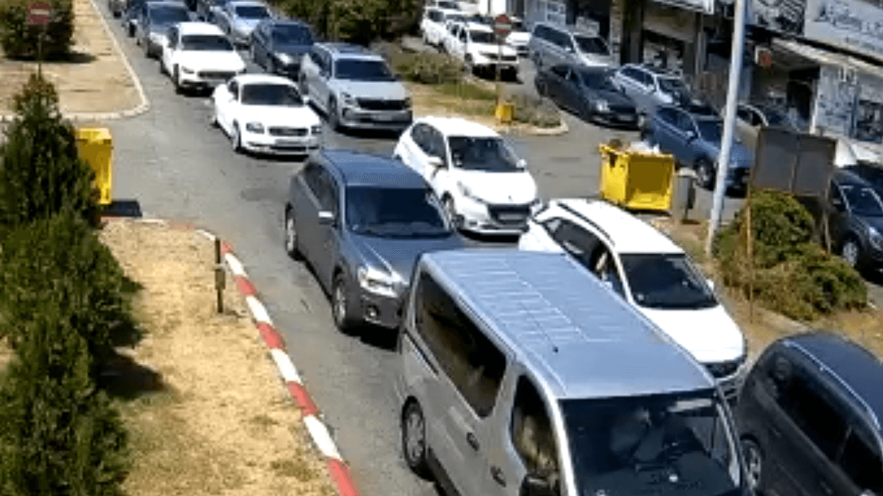 Brenda një nate 17.000 persona janë larguar nga Maqedonia për në Greqi