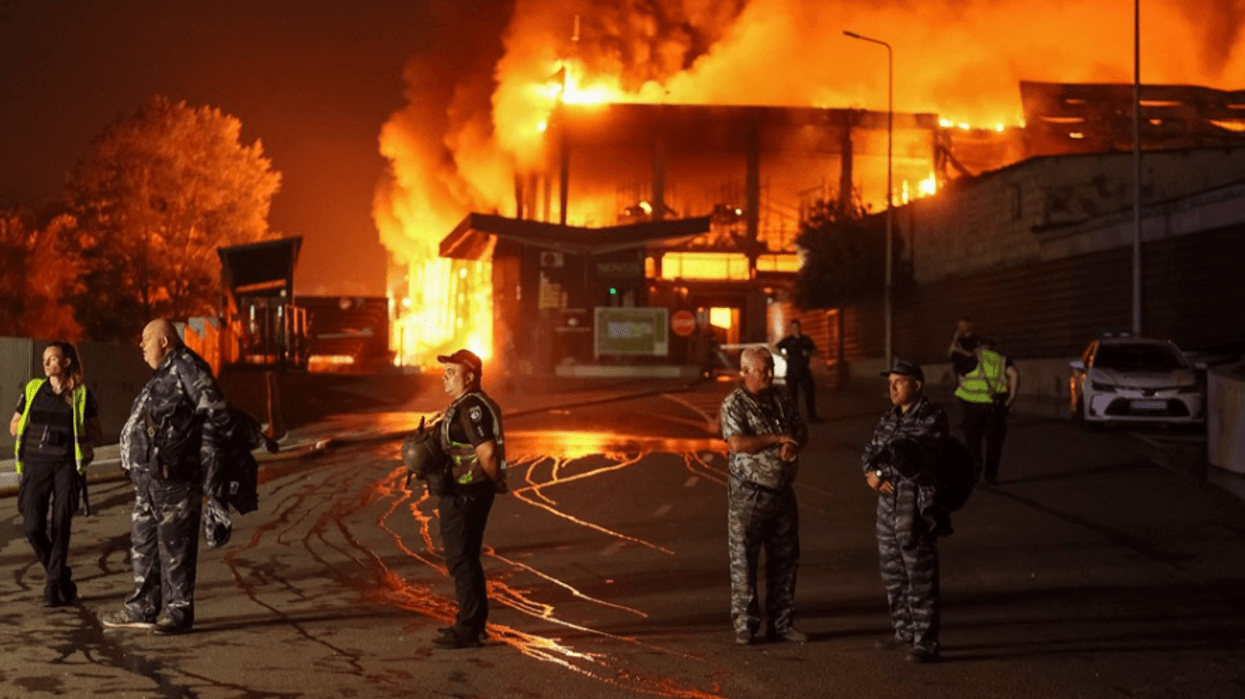 Rritet në 17 numri i viktimave nga sulmi rus në Kiev, Zelensky kërkon më shumë mbrojtje ajrore