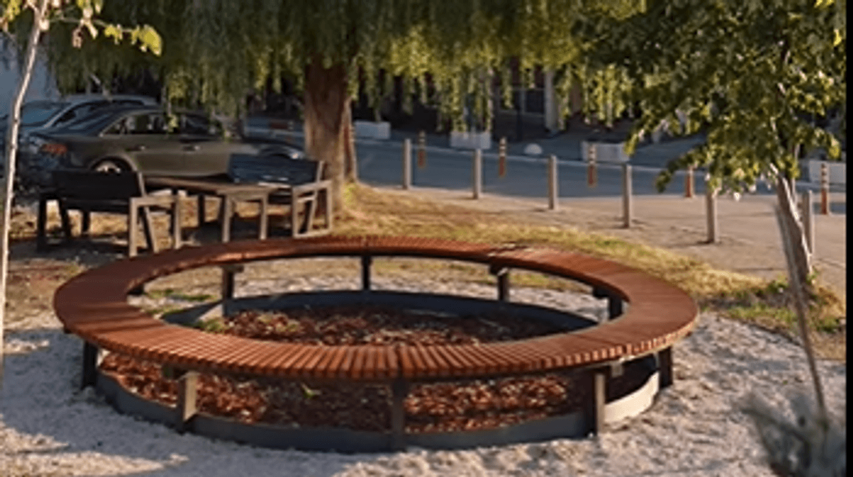 Hapet këndi i ri i lojërave për fëmijë në Bregun e Diellit në Prishtinë