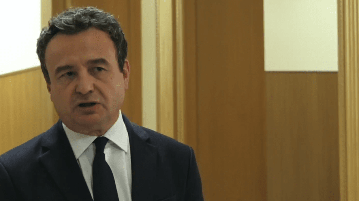 Kurti: Pa marrëveshje për presidentin, konstituimi i Kuvendit do të çonte vendin në zgjedhje të reja Kurti: Pa marrëveshje për presidentin, konstituimi i Kuvendit do të çonte vendin në zgjedhje të reja