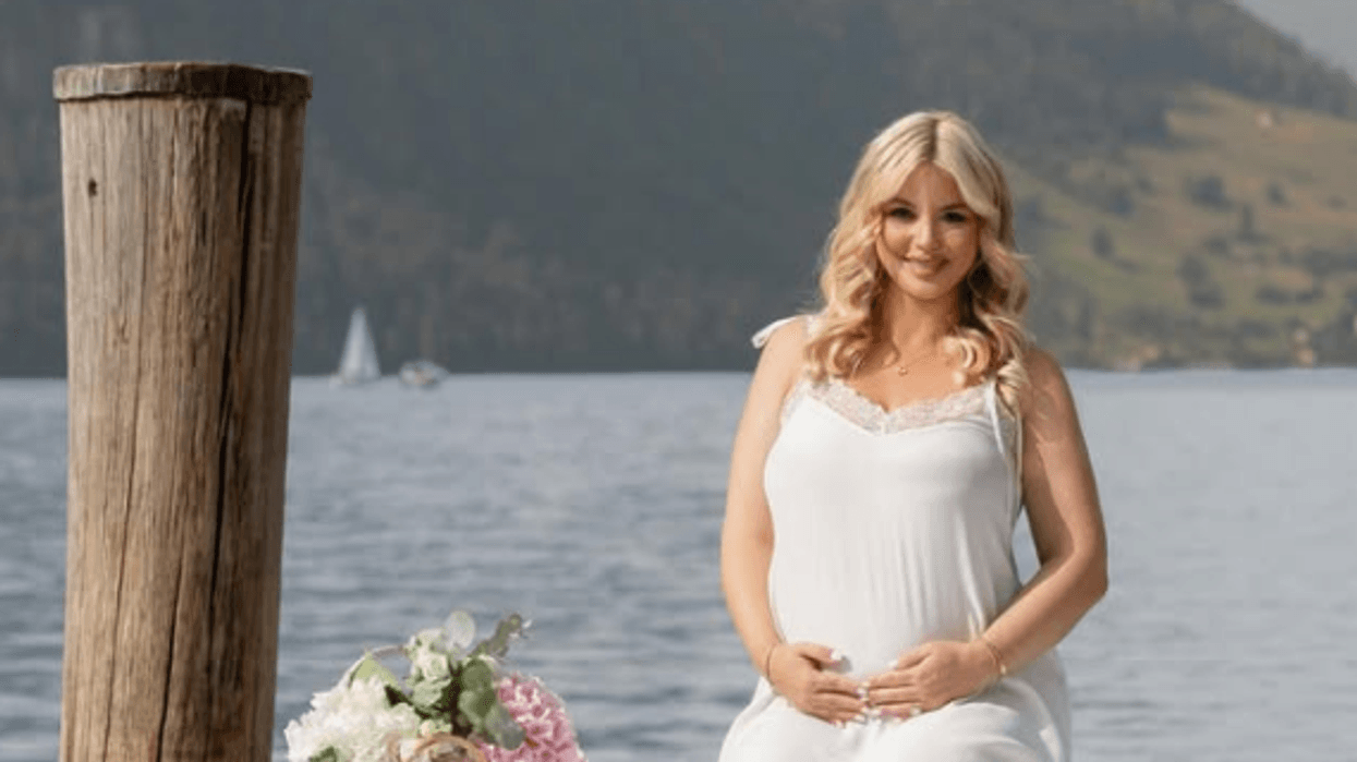 Afrona Dika po bëhet nënë për herë të parë: Shumë mirënjohëse për mrekullinë që po rritet brenda meje