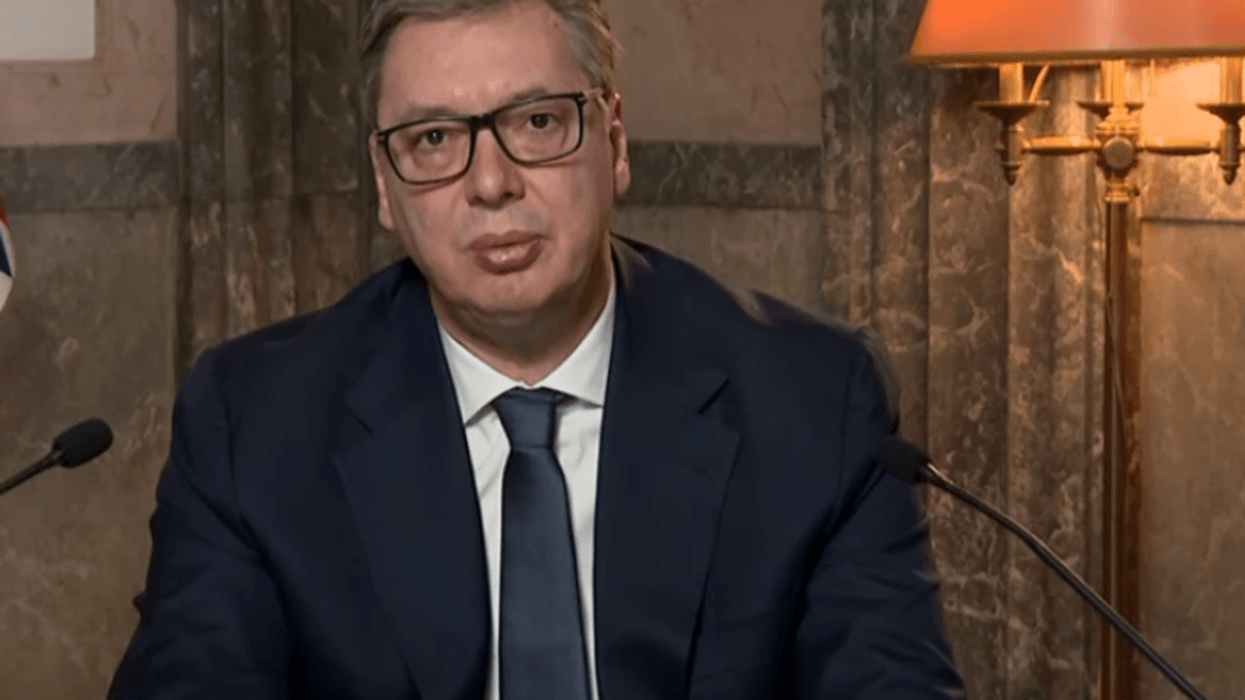 Vuçiq vazhdon thirrjet kundër hapjes së urës së Ibrit, thotë se i ka shkruar shefit të NATO-s