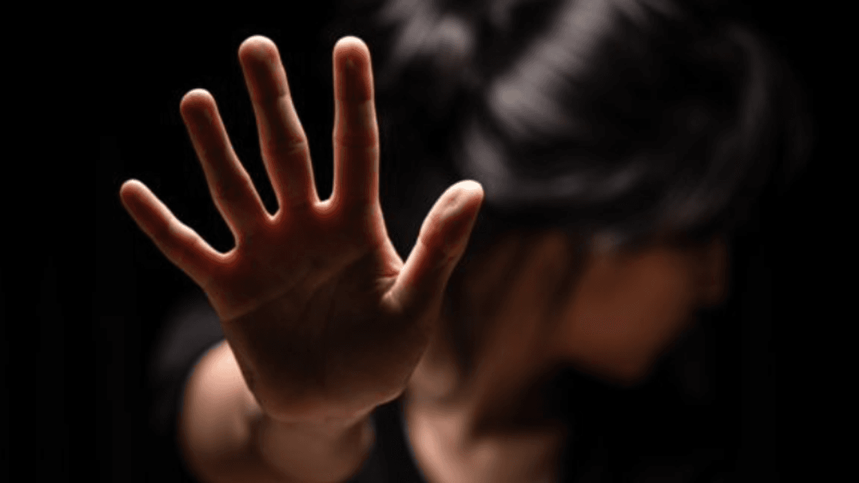 Një në dhjetë fëmijë në Maqedoni, të moshës 12 deri në 17 vjeç, janë ekspozuar ndaj abuzimit seksual në botën digjitale Një në dhjetë fëmijë në Maqedoni, të moshës 12 deri në 17 vjeç, janë ekspozuar ndaj abuzimit seksual në botën digjitale