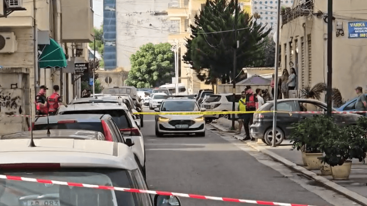 Gjendet një bombë e komanduar në Durrës, forcat xheniere ndërhyjnë për çaktivizimin e saj Gjendet një bombë e komanduar në Durrës, forcat xheniere ndërhyjnë për çaktivizimin e saj
