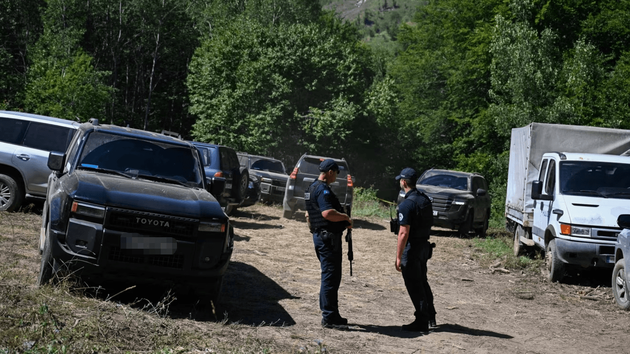 Përfundon gërmimi në Kalludër dhe Jabukë, mbetjet mortore dërgohen për ADN në Hagë