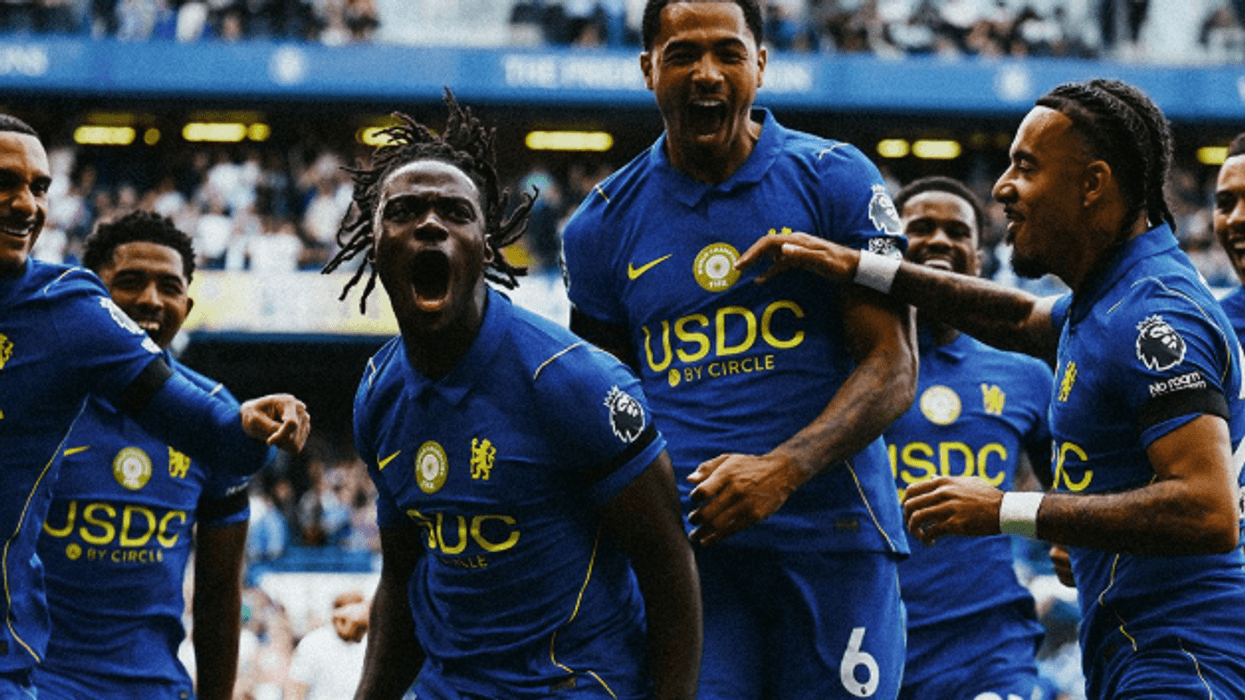 Chelsea fiton thrillerin me shtatë gola ndaj Brightonit, Xabi Alonso nis me gjashtë pikë