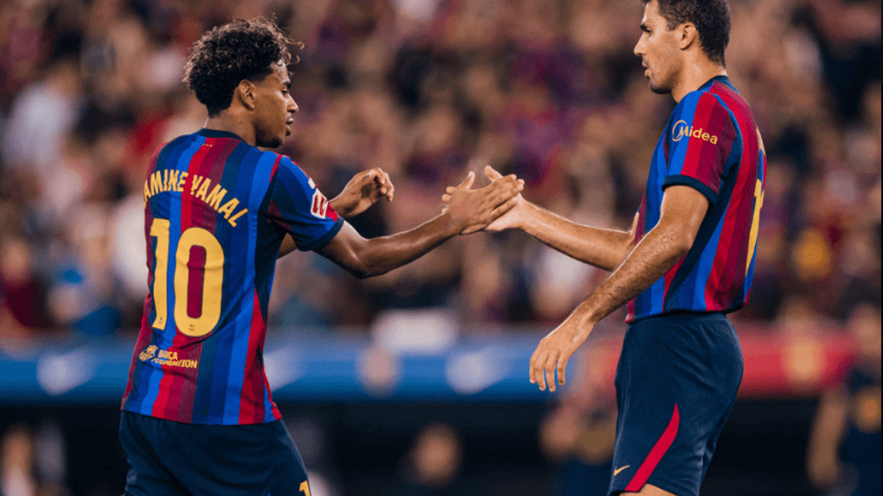 Raphinha e Yamal 'show', Barcelona përmbys Rayo Vallecanon në ndeshjen e shtatë golave