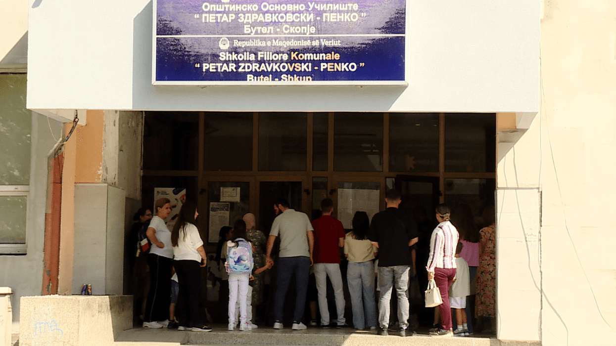 Nuk do të ketë paralele të pestë në gjuhën shqipe në "Penko", Sulejmani: Zgjidhja për nxënësit nga Çairi në Butel është praktike