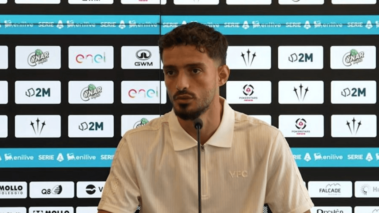 “Ndihem më rehat si numër 9” - Albion Rrahmani prezantohet te Venezia dhe flet për gjithçka