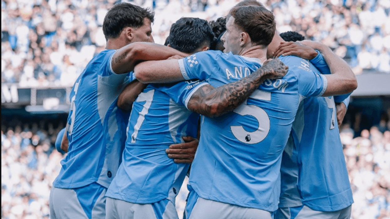Man City vazhdon perfekt, Haaland vendos ndeshjen