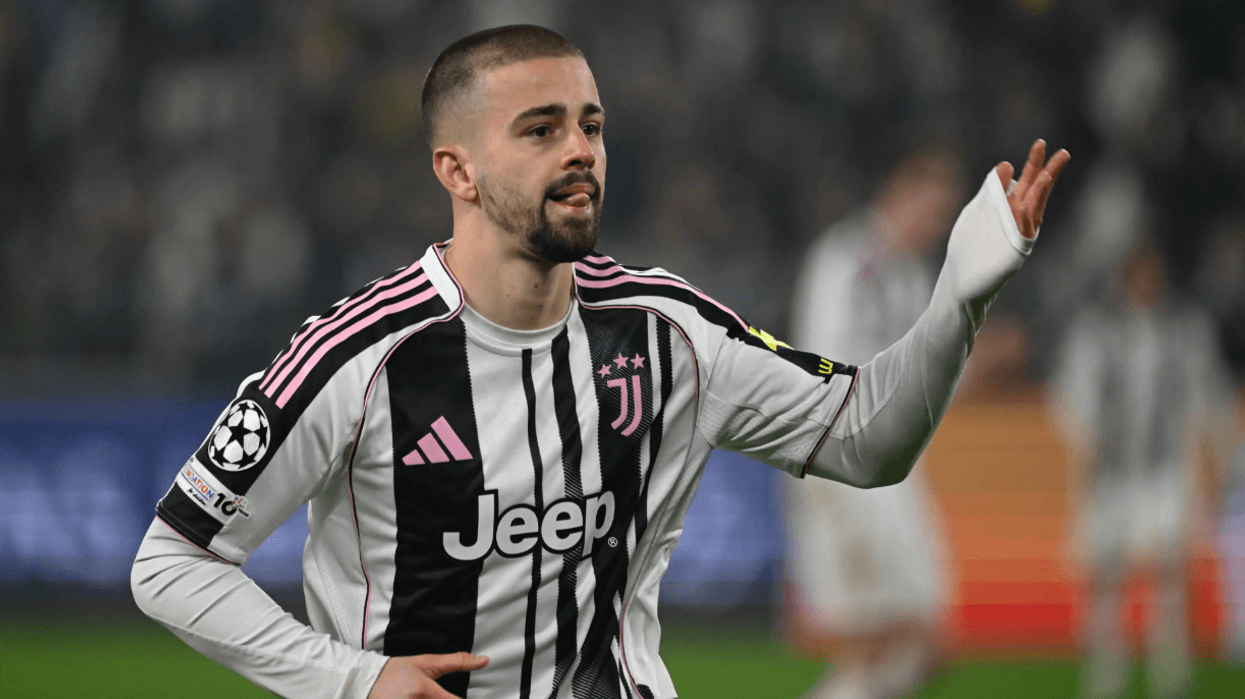 Zhegrova në listën e Juventusit për Serie A, dy yje mbesin jashtë