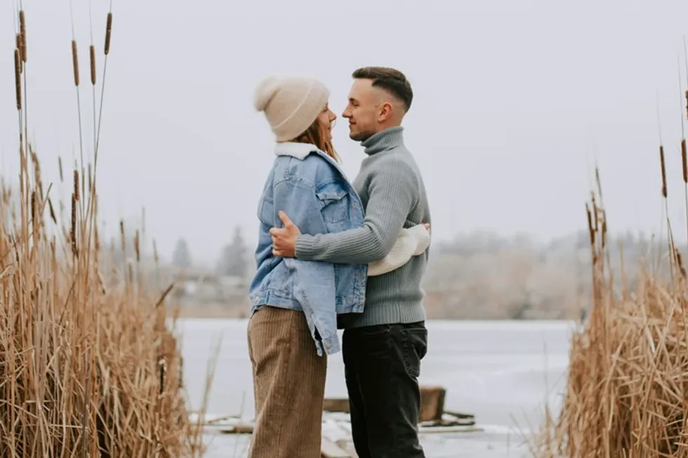 Nëse vini re tre shenja tek partneri juaj, ai ju respekton vërtet