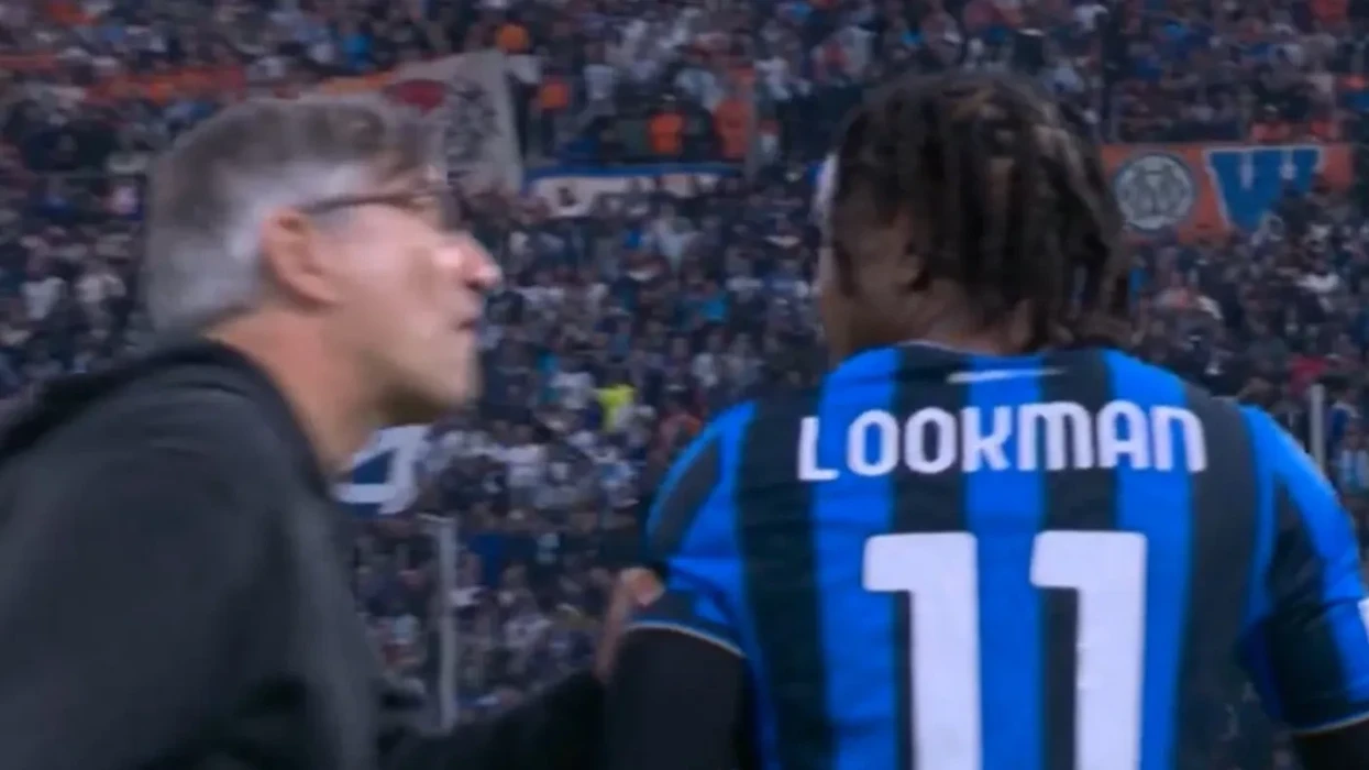 Plas te Atalanta – trajneri Juric dhe ylli Lookman patën përplasje fizike, stafi ndaloi të mos eskalonte