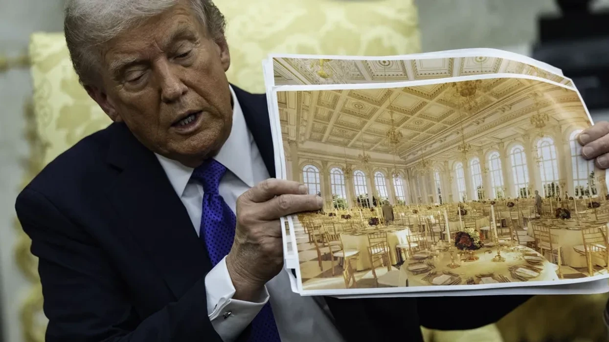 Shtëpia e Bardhë përballet me padi për ndërtimin e sallës së vallëzimit të Trumpit