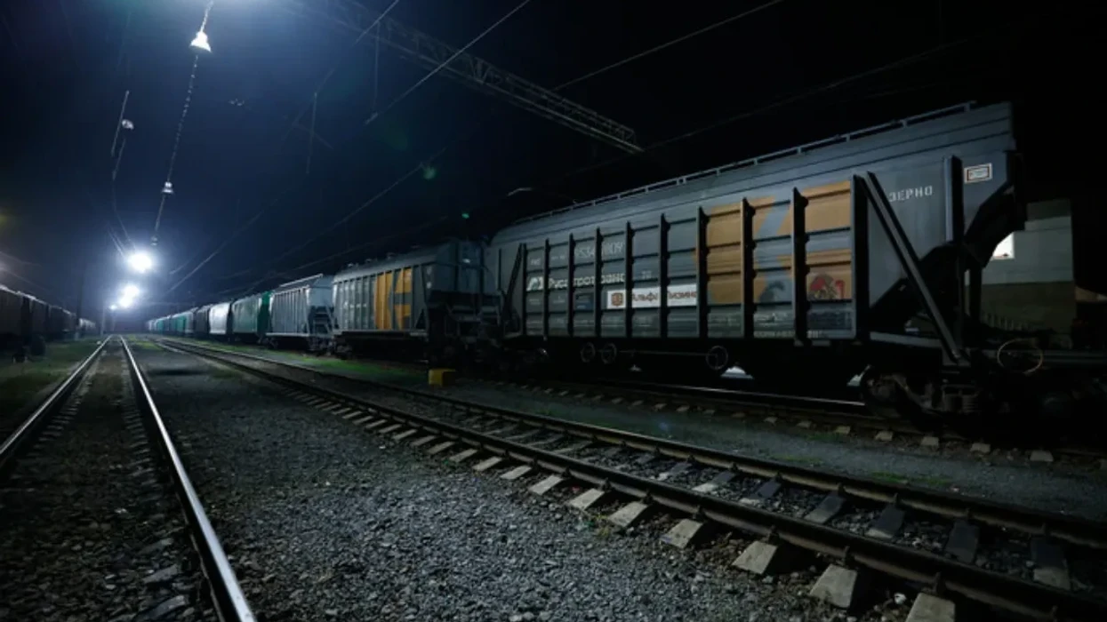 Azerbajxhani eksporton karburant në Armeni me trena, për herë të parë pas dekadash