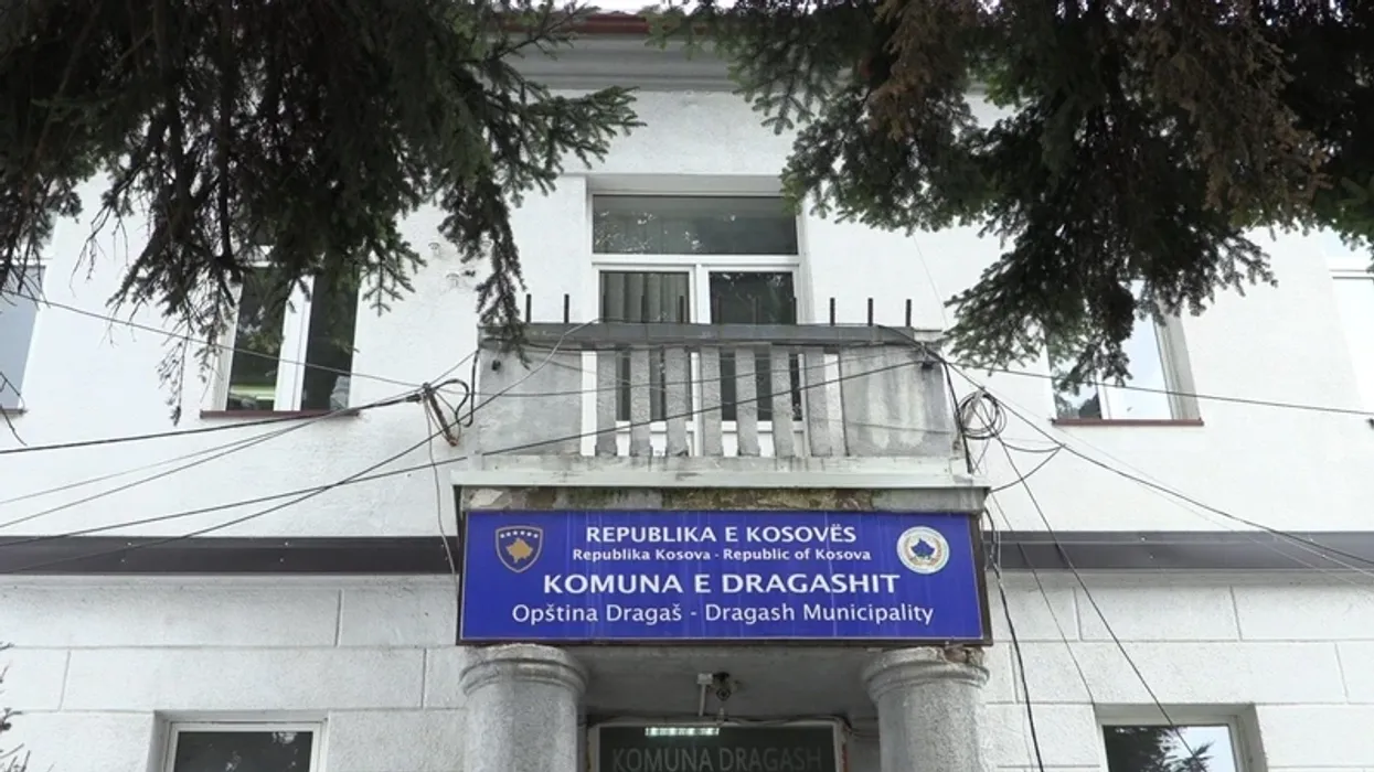 Dragashi ndalon përdorimin e mjeteve piroteknike, përjashtim nata e ndërrimit të viteve Dragashi ndalon përdorimin e mjeteve piroteknike, përjashtim nata e ndërrimit të viteve