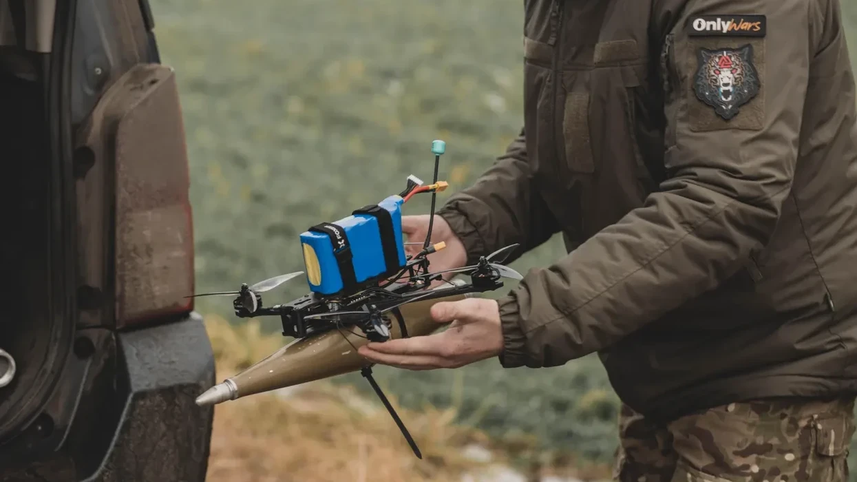 Ukraina pritet të marrë tre milionë dronë FPV deri në fund të 2025