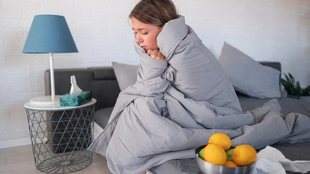 Këto janë ushqimet që duhet t’i shmangni kur jeni të sëmurë