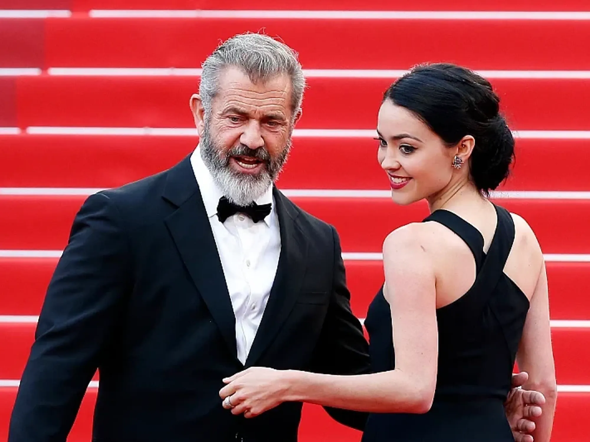 Mel Gibson dhe Rosalind Ross ndahen pas nëntë vjetësh: "Do të vazhdojmë të jemi prindërit më të mirë" Mel Gibson dhe Rosalind Ross ndahen pas nëntë vjetësh: