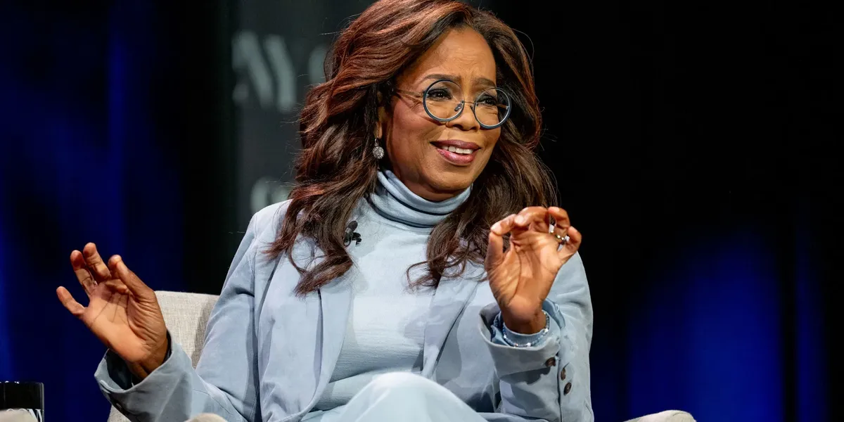 Oprah Winfrey zbuloi se për humbje peshe ia uli po ashtu dëshirën për alkool Oprah Winfrey zbuloi se për humbje peshe ia uli po ashtu dëshirën për alkool