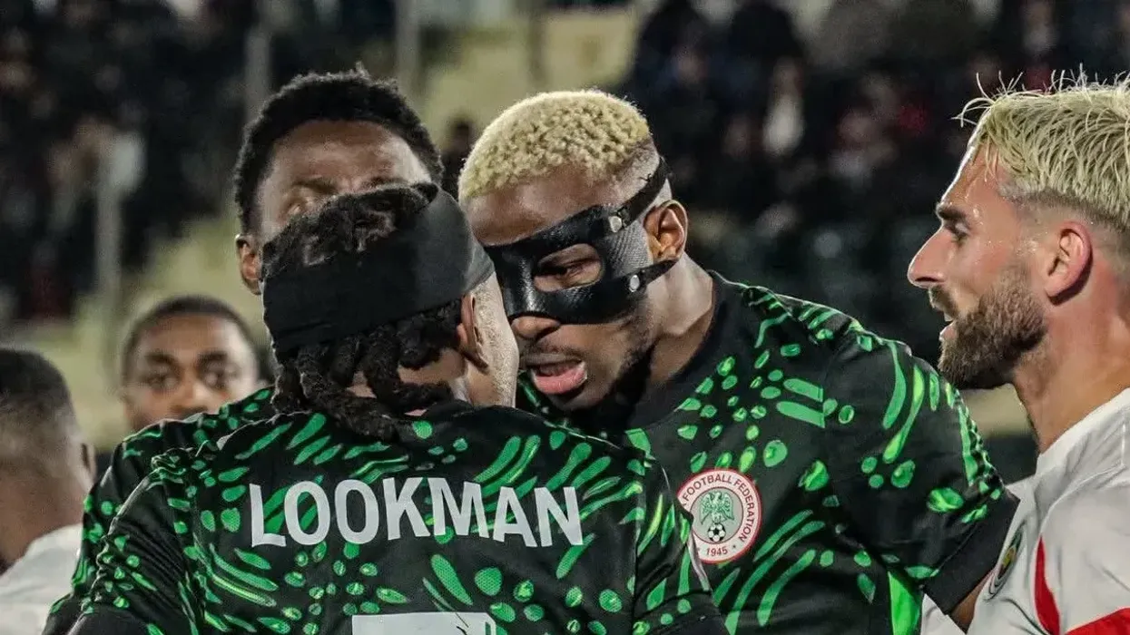 Kjo ndodh vetëm në Kupën e Kombeve të Afrikës: Osimhen zemërohet me bashkëlojtarët dhe nuk donte të luante më Kjo ndodh vetëm në Kupën e Kombeve të Afrikës: Osimhen zemërohet me bashkëlojtarët dhe nuk donte të luante më