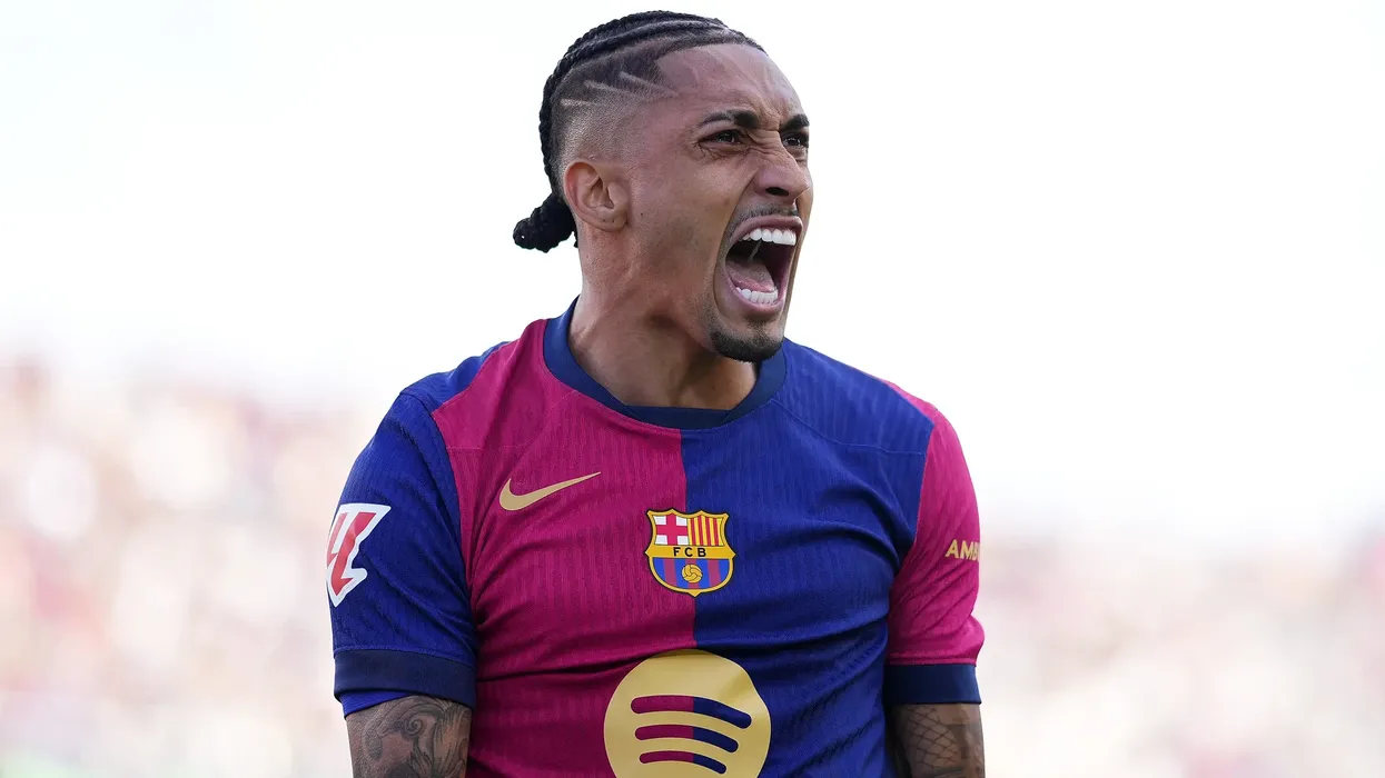 Barcelona merr një ofertë prej 100 milionë eurosh për Raphinhan Barcelona merr një ofertë prej 100 milionë eurosh për Raphinhan