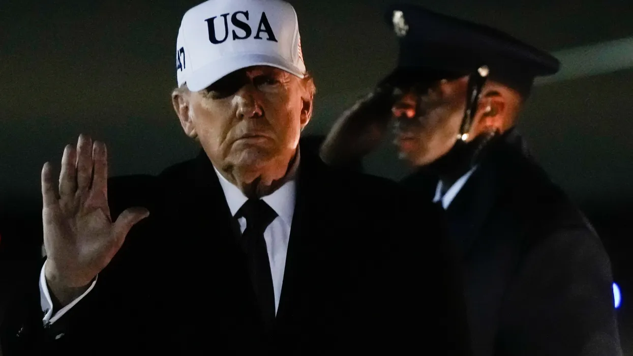 Trump falënderon udhëheqjen iraniane për anulimin e mbi 800 varjeve Trump falënderon udhëheqjen iraniane për anulimin e mbi 800 varjeve