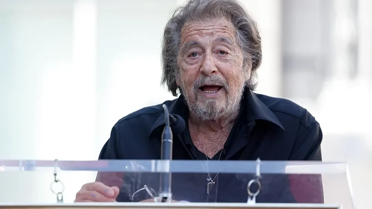 Al Pacino fotografohet me ish-të dashurën 54 vjet më të re se ai, u ndezën thashethemet për pajtim Al Pacino fotografohet me ish-të dashurën 54 vjet më të re se ai, u ndezën thashethemet për pajtim