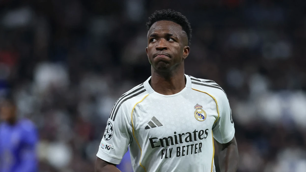 Pezullohen bisedimet e Real Madridit për kontratën me Vinicius Junior