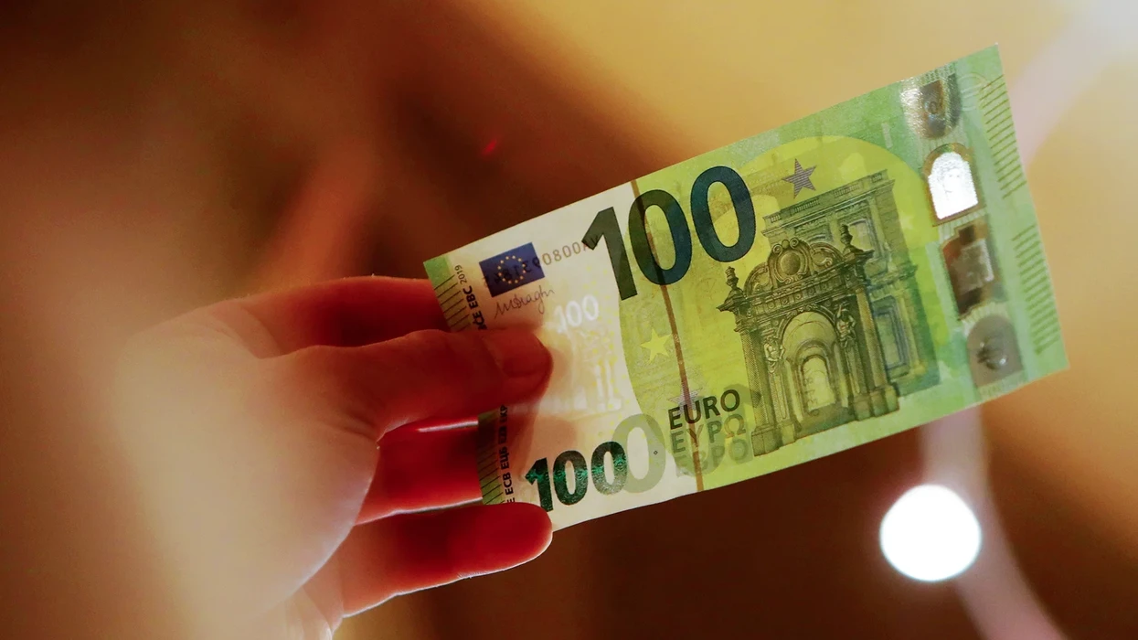 Ministria e Financave: Pagesat dhe bursat për studentët janë realizuar në tërësi