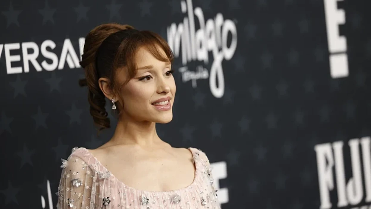 Ariana Grande kujtoi periudhën e jetës së saj kur fshihej nga publiku: Po kaloja shumë gjëra