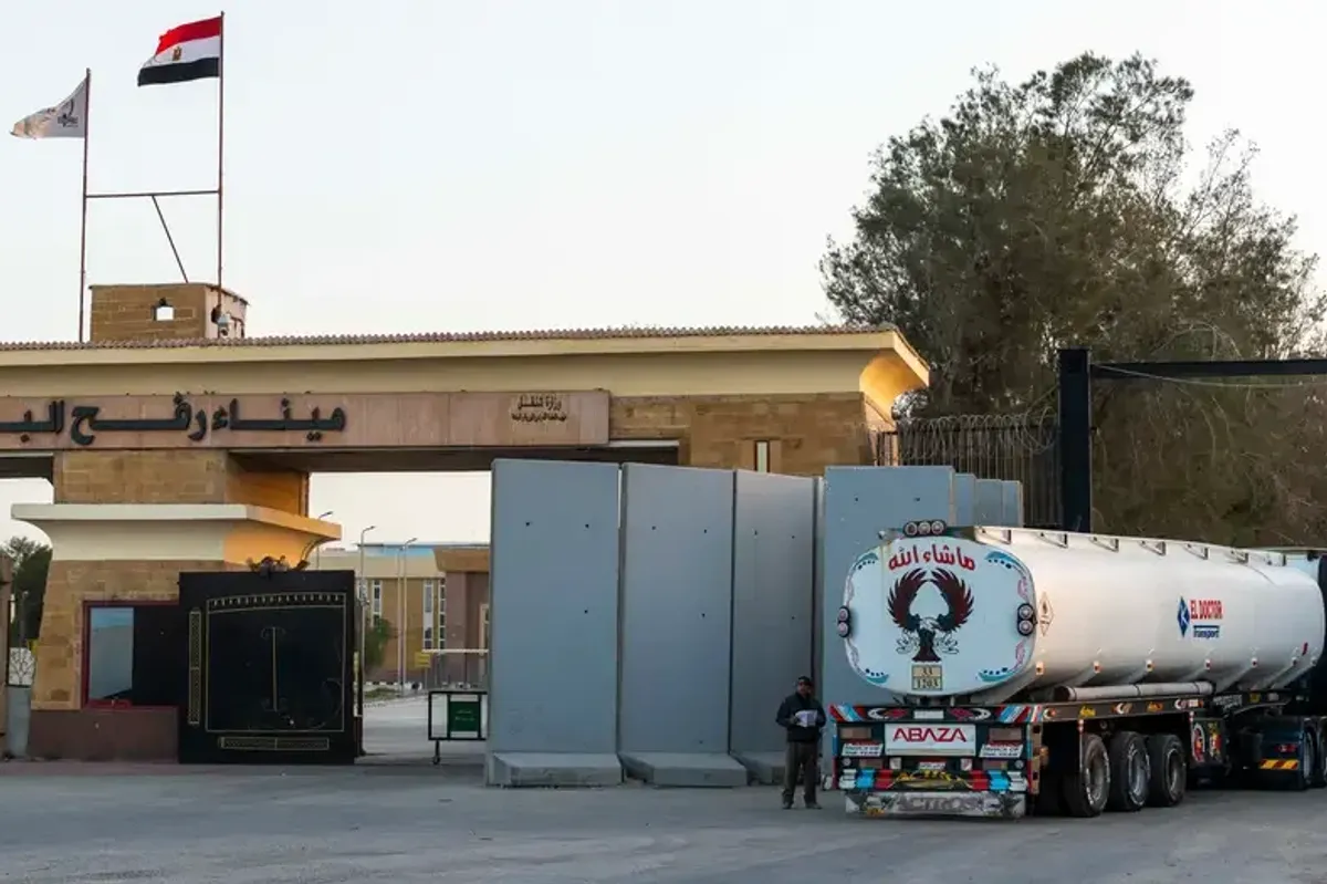 Rihapet kalimi kufitar i Rafah-ut, fillon faza e dytë e armëpushimit Rihapet kalimi kufitar i Rafah-ut, fillon faza e dytë e armëpushimit