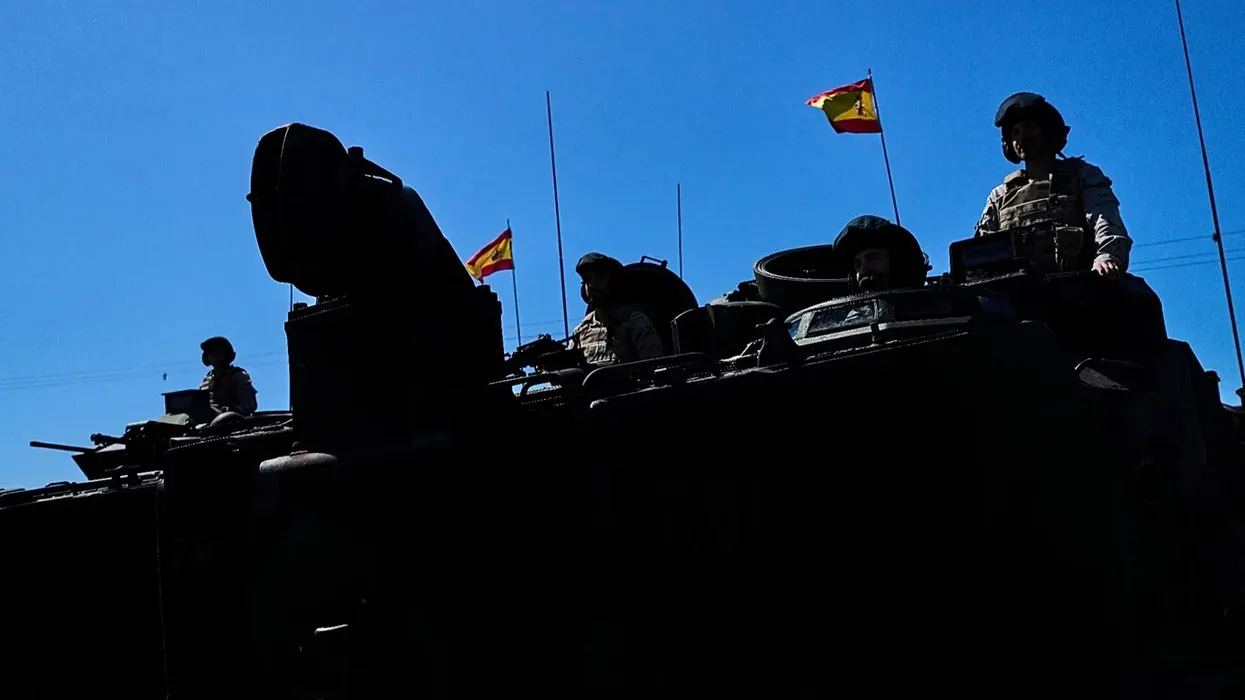 Gjenerali i lartë thotë se klauzola e mbrojtjes së ndërsjellë e BE-së duhet t'i kundërvihet kërcënimeve nën pragun e NATO-s Gjenerali i lartë thotë se klauzola e mbrojtjes së ndërsjellë e BE-së duhet t'i kundërvihet kërcënimeve nën pragun e NATO-s