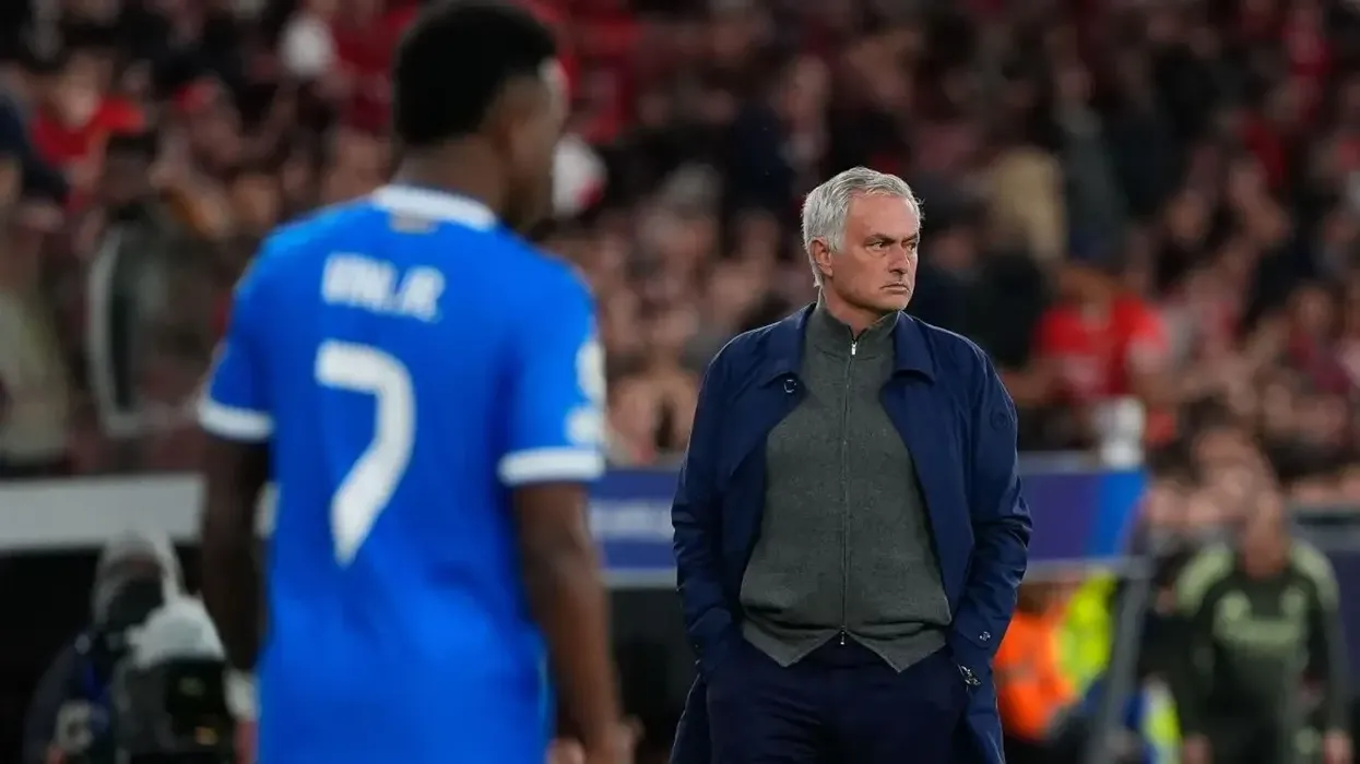 Mourinho zgjedh të mos flasë me mediat për ndeshjen e kthimit ndaj Real Madridit Mourinho zgjedh të mos flasë me mediat për ndeshjen e kthimit ndaj Real Madridit