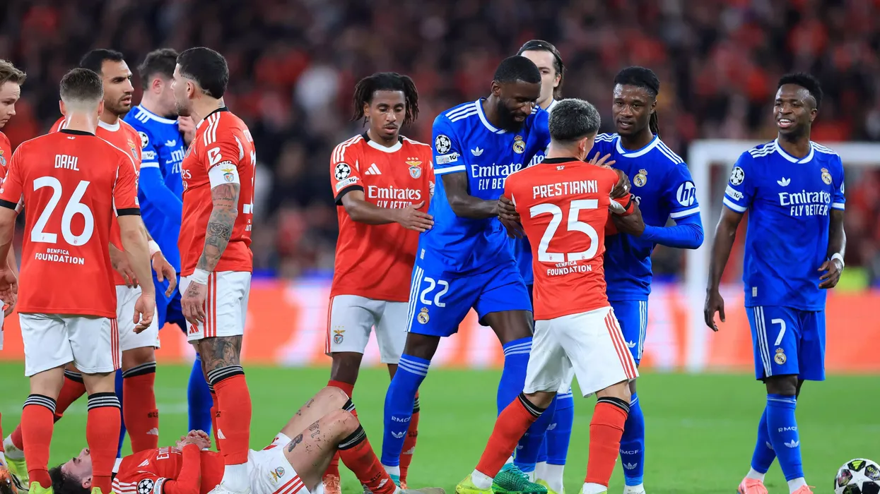 Katër beteja për një ëndërr – sonte vendosen biletat e fundit për fazën e 1/8-tës në Ligën e Kampionëve Katër beteja për një ëndërr – sonte vendosen biletat e fundit për fazën e 1/8-tës në Ligën e Kampionëve