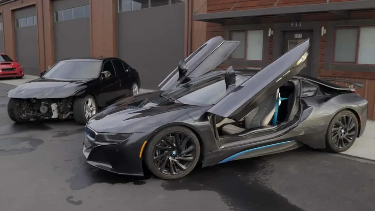 BMW i8 më në fund po bëhet me motorin që e meriton prej kohësh
