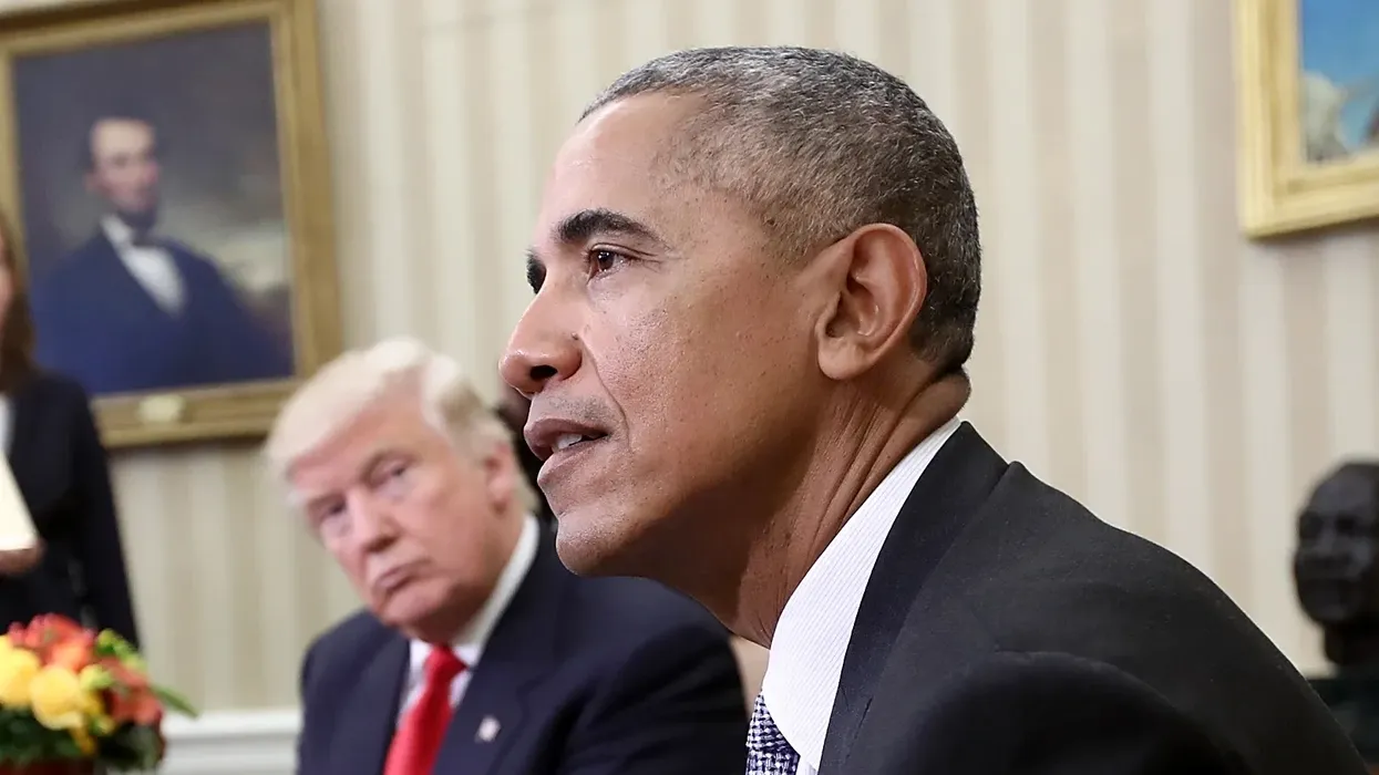 Obama kritikon ashpër Trumpin: Çdo ditë zgjohemi me një sulm të ri Obama kritikon ashpër Trumpin: Çdo ditë zgjohemi me një sulm të ri