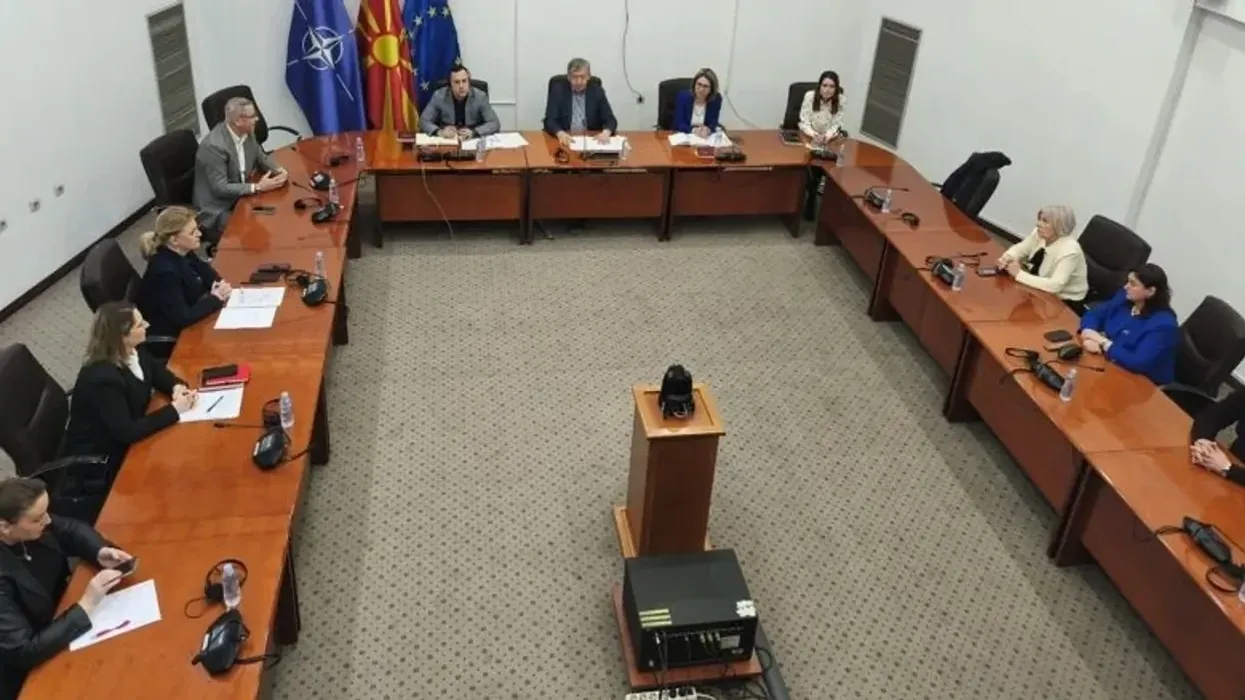 Nuk u votua rendi i ditës, nuk pati debat mbi ndryshimet në ligjin për TVSH-në Nuk u votua rendi i ditës, nuk pati debat mbi ndryshimet në ligjin për TVSH-në