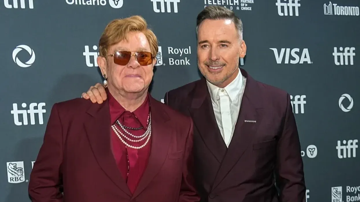Burri i Elton John flet për shëndetin e këngëtarit: Nuk është e lehtë për të, por ai ende po lufton Burri i Elton John flet për shëndetin e këngëtarit: Nuk është e lehtë për të, por ai ende po lufton