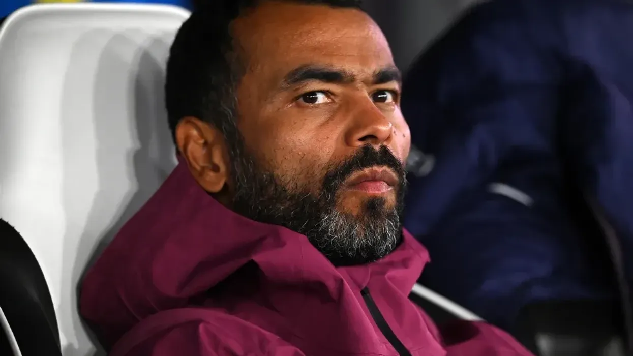 Zyrtare: Ashley Cole trajner i yllit shqiptar në Serie B Zyrtare: Ashley Cole trajner i yllit shqiptar në Serie B