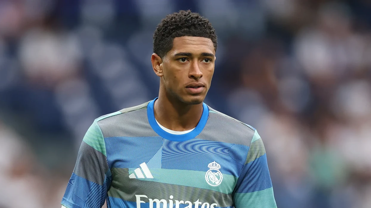 Bellingham udhëton me skuadrën e Real Madridit për t'u përballur me Man Cityn