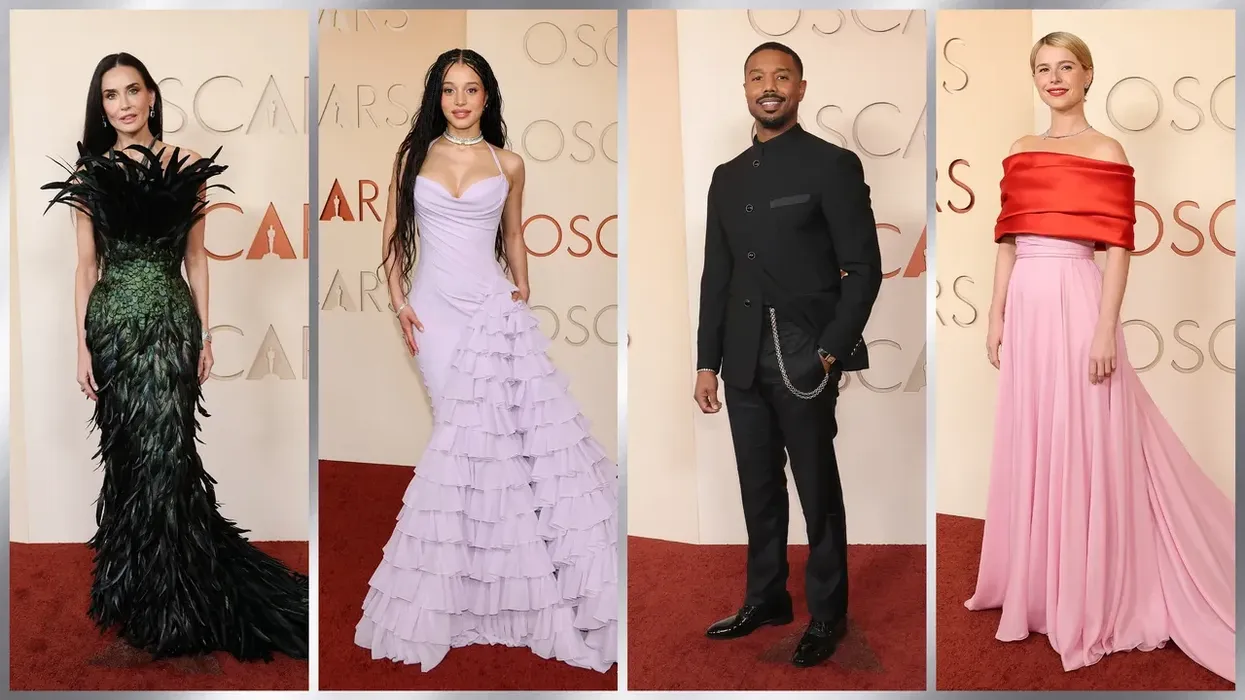 Elegancë, “modë nudo” dhe luks marramendës: 15 paraqitjet më të mira nga Oscars, tre burra mes një deti yjesh të stilit Elegancë, “modë nudo” dhe luks marramendës: 15 paraqitjet më të mira nga Oscars, tre burra mes një deti yjesh të stilit