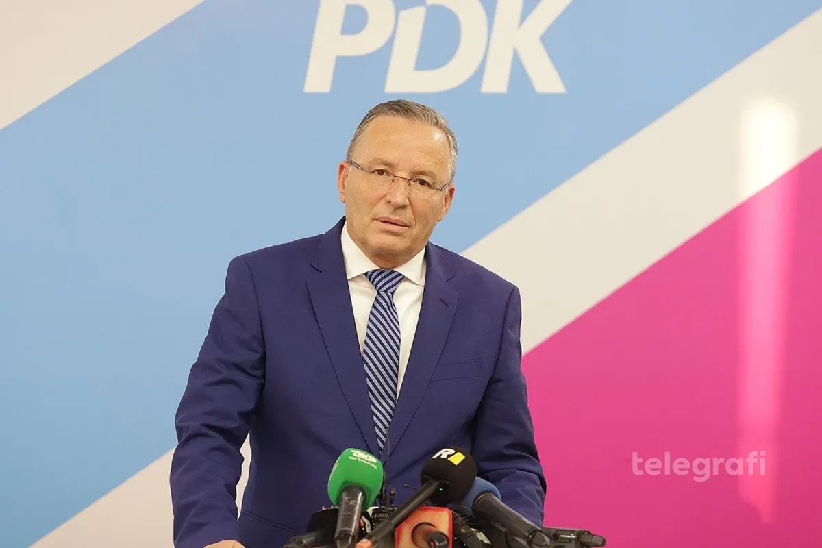 Hamza: Heqja e masave të BE-së ndaj Kosovës, hap i mirëpritur por i vonuar Hamza: Heqja e masave të BE-së ndaj Kosovës, hap i mirëpritur por i vonuar
